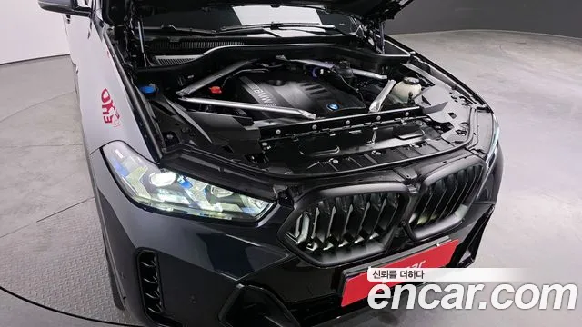 BMW X6 xDrive40i M Sport — Фото автомобиля 6