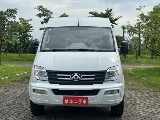 Maxus Xintu V80 — Фото автомобиля 2