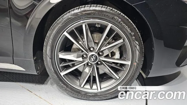 Hyundai Grandeur Новый Grandeur IG — Фото автомобиля 20