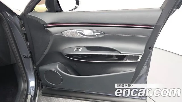 Genesis GV70 2.5T Бензин 2WD — Фото автомобиля 22