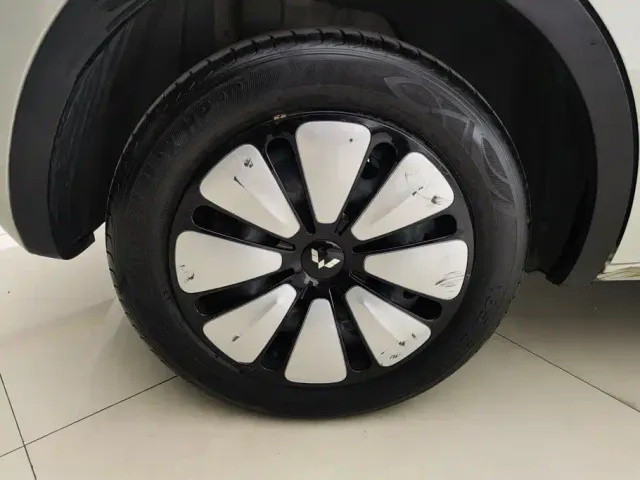 Wuling Bingo — Фото автомобиля 6
