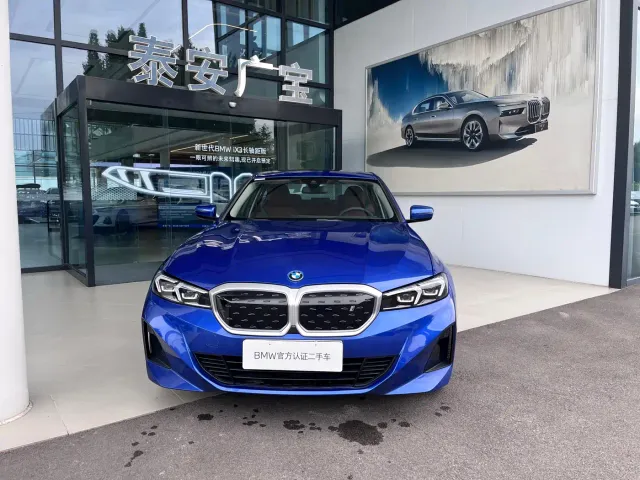 BMW i3 — Фото автомобиля 9