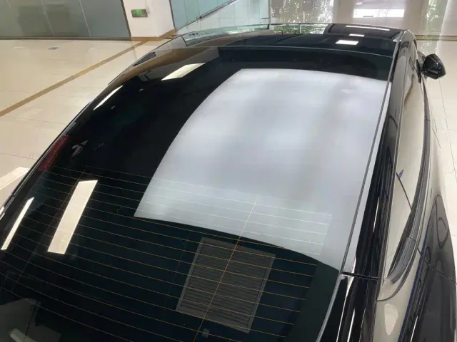 Tesla Model 3 — Фото автомобиля 6