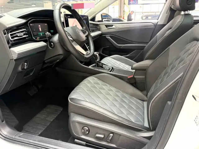 Volkswagen Sagitar — Фото автомобиля 11