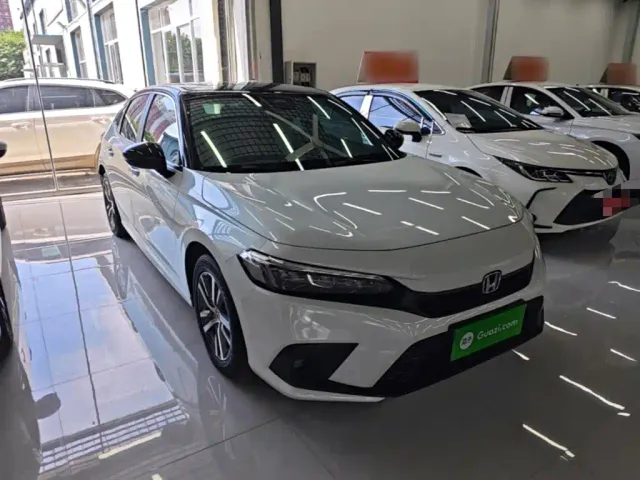 Honda Civic — Фото автомобиля 3