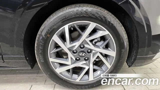Hyundai Grandeur Grandeur (GN7) 2.5 Бензин 2WD — Фото автомобиля 5