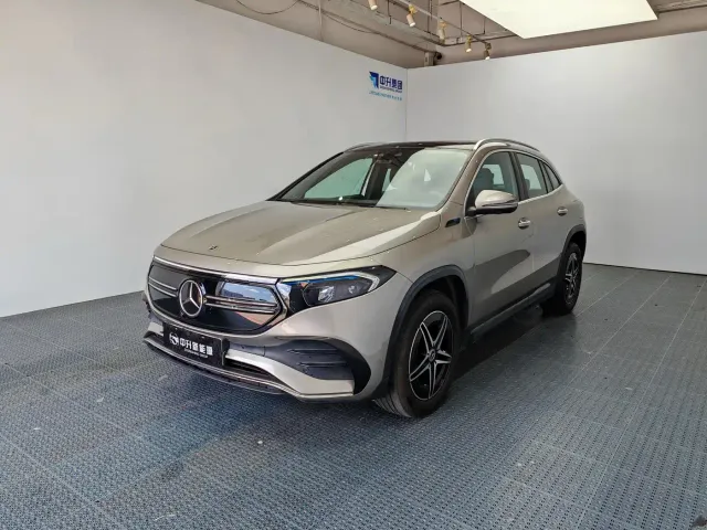 Фотография автомобиля — Mercedes-Benz EQA