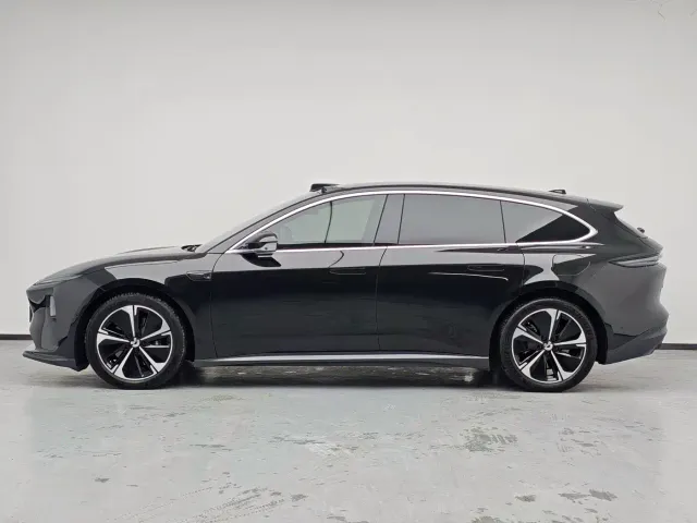 Nio ET5 Touring — Фото автомобиля 17