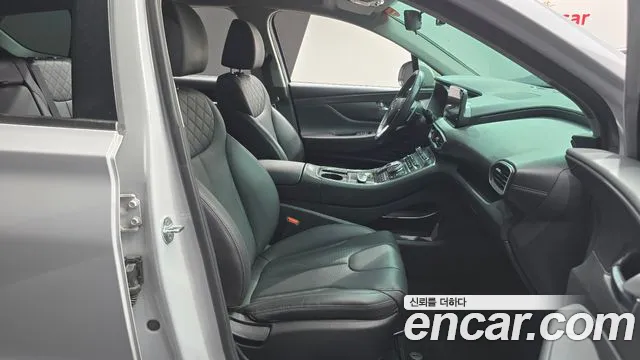 Hyundai Santafe — Фото автомобиля 10