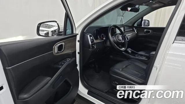 Kia Sorento Sorento 4-е поколение Бензин 2.5T 2WD — Фото автомобиля 10