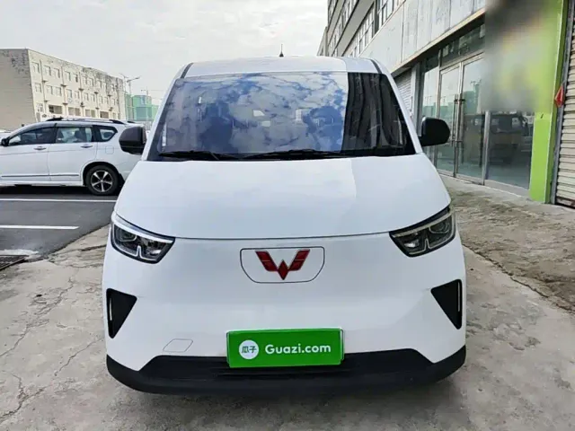 Wuling Yangguang — Фото автомобиля 2