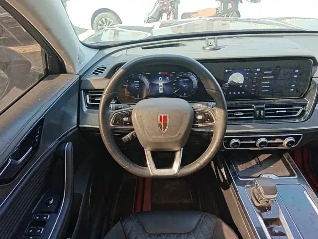 Hongqi HS5 — Фото автомобиля 10