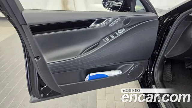 Genesis G80 RG3 — Фото автомобиля 13