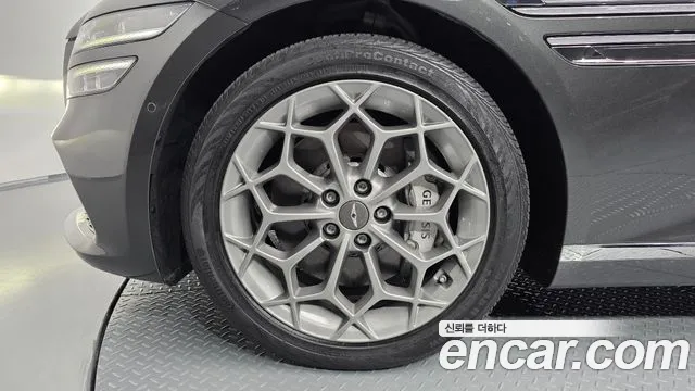 Genesis G80 RG3 — Фото автомобиля 4