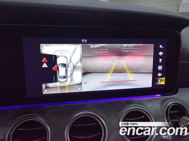 Mercedes-Benz E-Class — Фото автомобиля 7