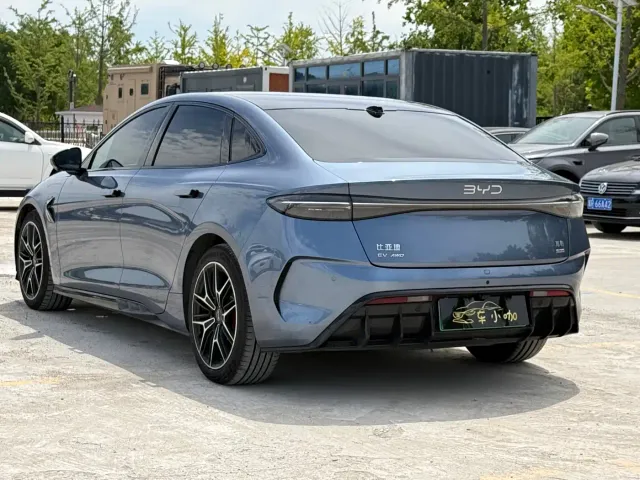 BYD Seal — Фото автомобиля 15
