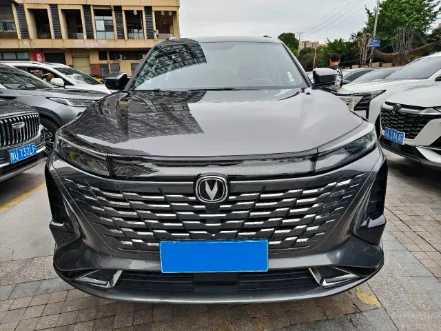 Changan CS75 Plus — Фото автомобиля 2
