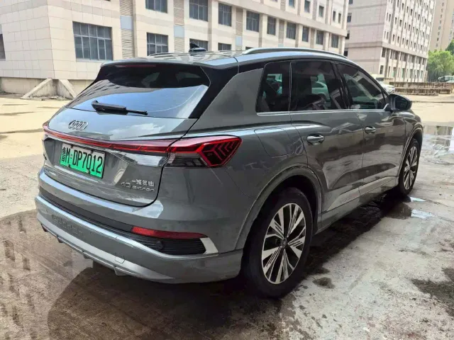 Audi Q4 e-tron — Фото автомобиля 9
