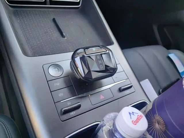 BYD Song Pro — Фото автомобиля 10