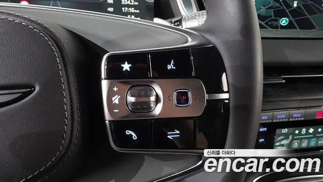 Genesis G90 Бензин 3.5 турбо AWD — Фото автомобиля 12