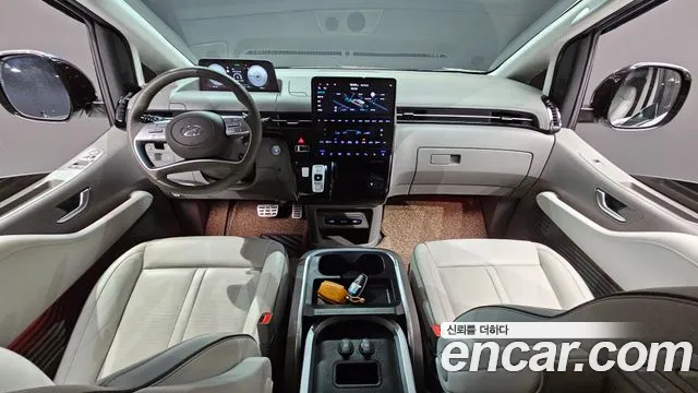 Hyundai Staria Staria 4WD Lounge 7 мест — Фото автомобиля 7