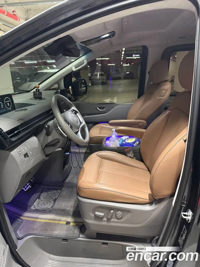 Hyundai Staria Staria — Фото автомобиля 9