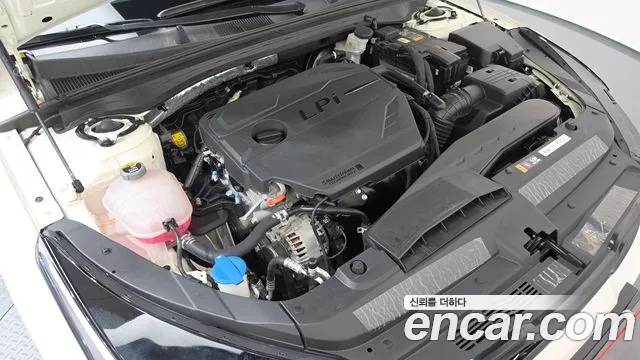 Kia K5 Новый K5 3 поколение 2.0 LPi(Для проката) — Фото автомобиля 6