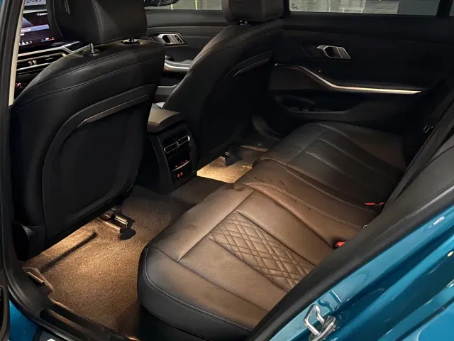 BMW 3 Series — Фото автомобиля 10