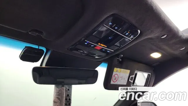 Hyundai Grandeur Grandeur (GN7) 3.5 Бензин 2WD — Фото автомобиля 23