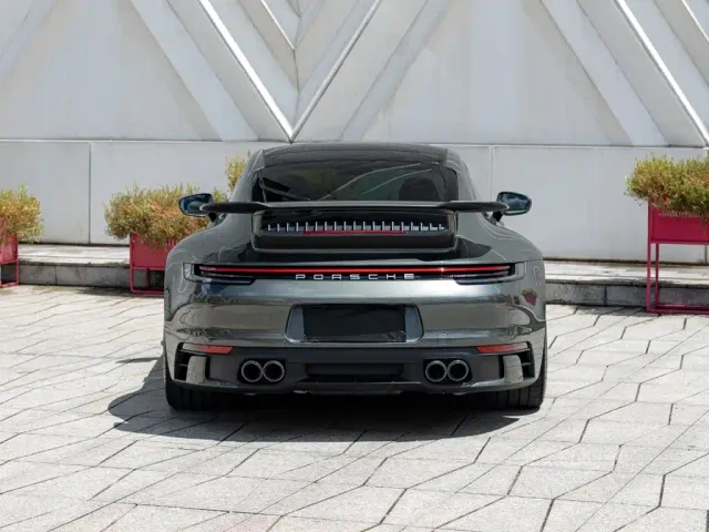 Porsche 911 — Фото автомобиля 5