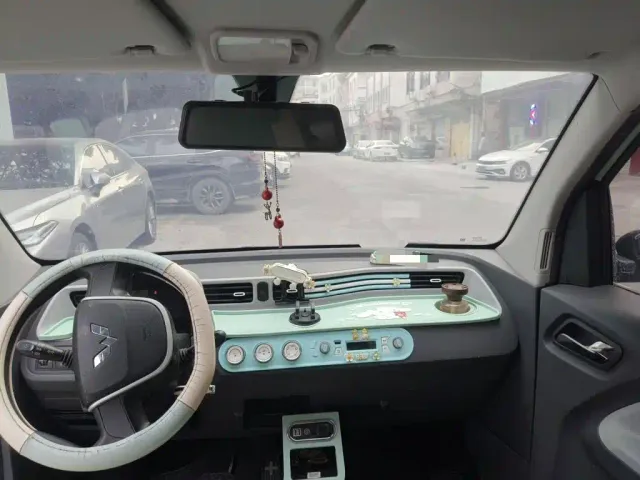 Wuling Hongguang Mini EV — Фото автомобиля 14