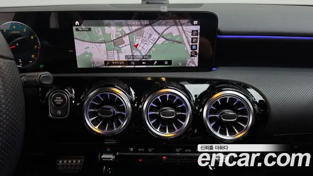 Mercedes-Benz A-Class W177 — Фото автомобиля 12