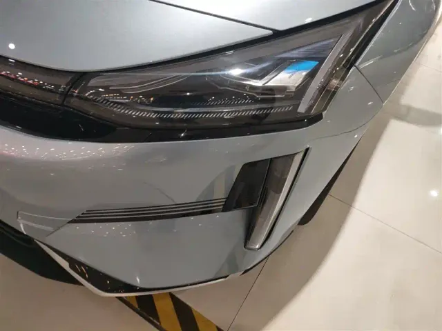 Geely Galaxy L6 — Фото автомобиля 17