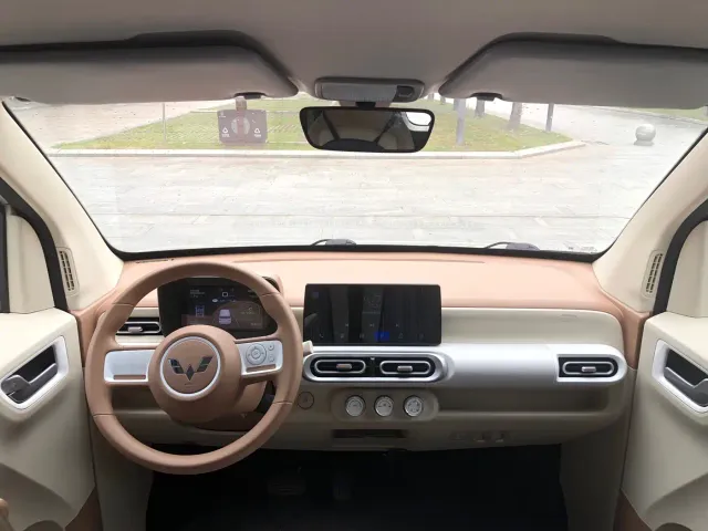 Wuling Hongguang Mini EV — Фото автомобиля 12