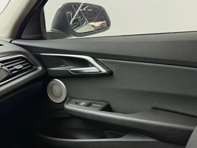 BMW 1 Series — Фото автомобиля 15