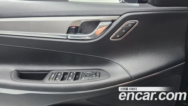 Hyundai Grandeur Новый Grandeur IG — Фото автомобиля 17