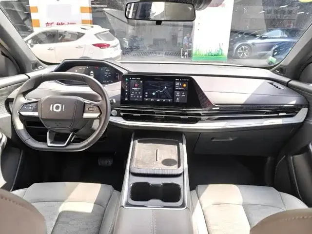 Changan Qiyuan Q05 — Фото автомобиля 5