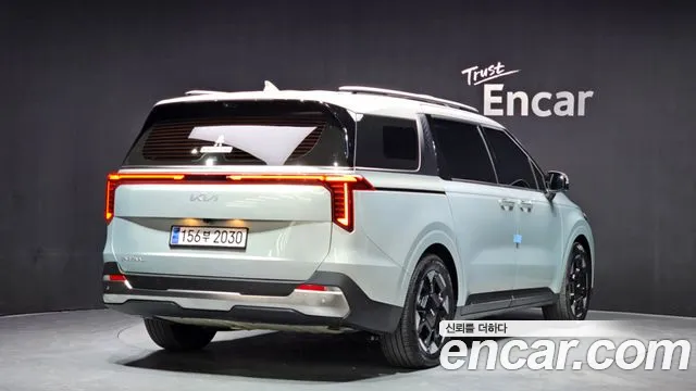 Kia Canival Новый Carnival 4 поколение 7 мест Signature — Фото автомобиля 2