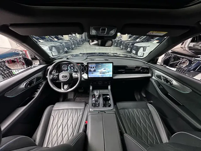 GAC Trumpchi GS8 — Фото автомобиля 25