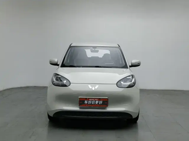 Wuling Bingo — Фото автомобиля 3