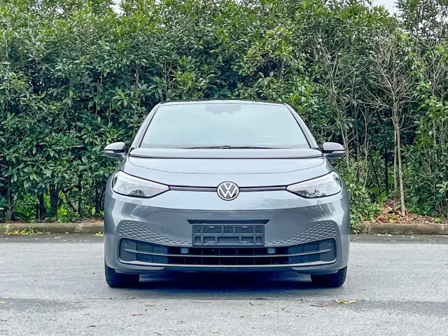 Volkswagen ID.3 — Фото автомобиля 2
