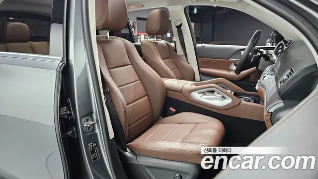 Mercedes-Benz GLE-Class — Фото автомобиля 21