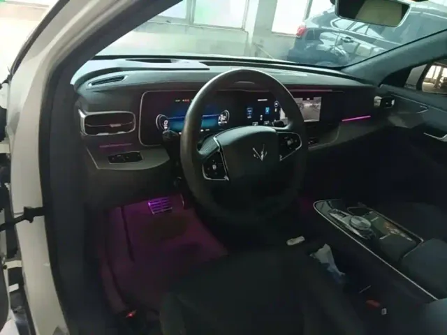 ARCFOX Arcfox Alpha S 2022 Model 708S+ 160kW — Фото автомобиля 9