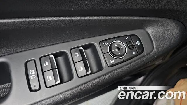 Hyundai Santafe Новый Santa Fe Дизель 2.2 2WD — Фото автомобиля 27