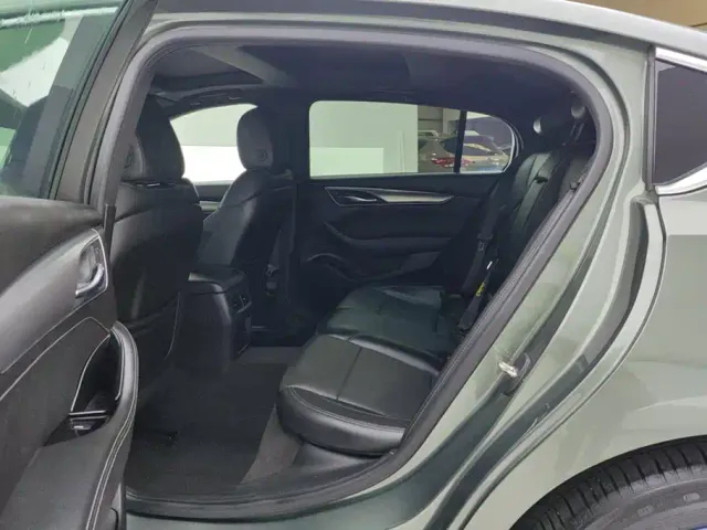 Cadillac CT5 — Фото автомобиля 11