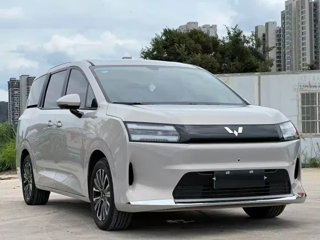 Wuling Starlight 730 — Фото автомобиля 3