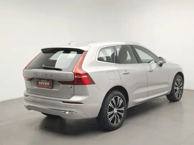 Volvo Volvo XC60 2022 B5 AWD Inscription — Фото автомобиля 2