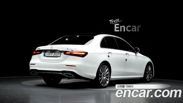 Mercedes-Benz E-Class E-класс W213 — Фото автомобиля 2
