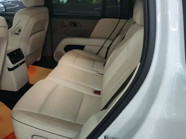 Li Auto i6 — Фото автомобиля 16