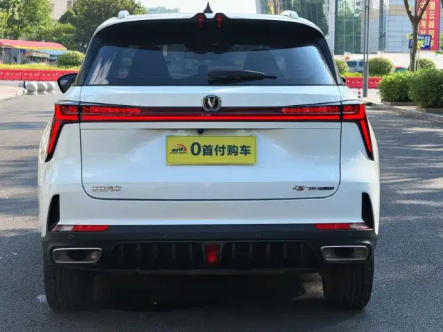 Changan CS75 Plus — Фото автомобиля 5